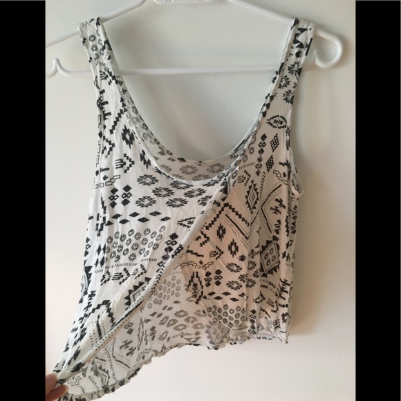 Forever 21 Summery Print Tank Top - Picture 3 of 7